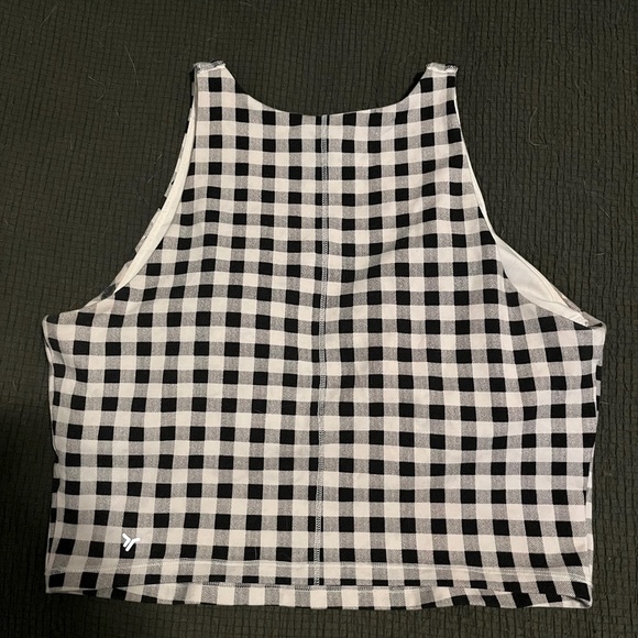 Crop top - Picture 2 of 3